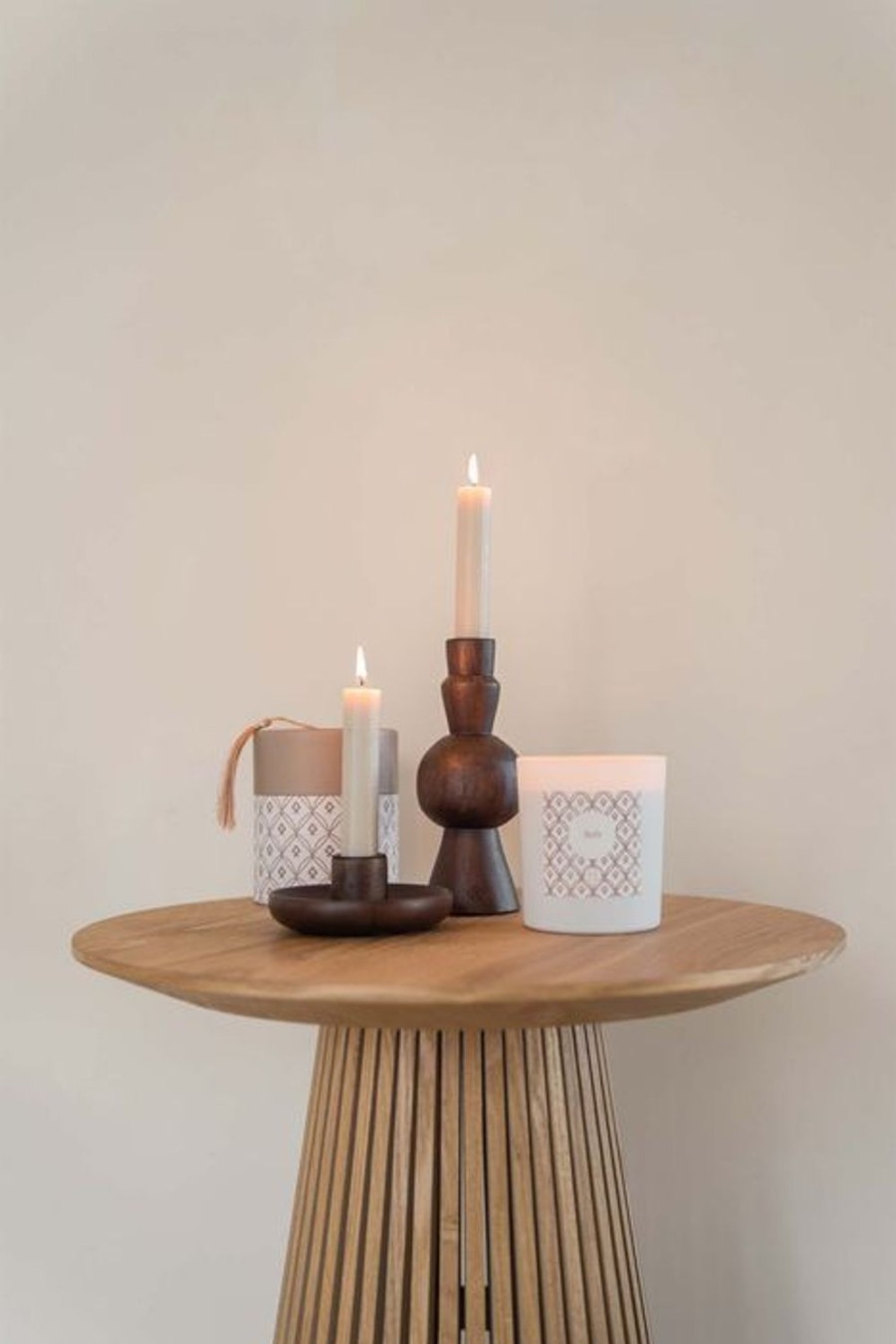 In Huis Zusss | Zusss Luxe Geurkaars In Koker Bloemig Off White