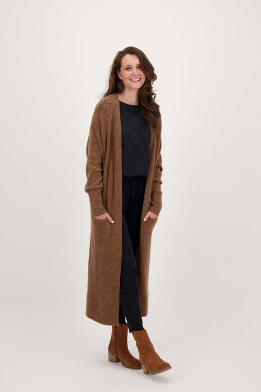 Kleding Zusss | Zusss Lang Gebreid Vest Hazelnootbruin