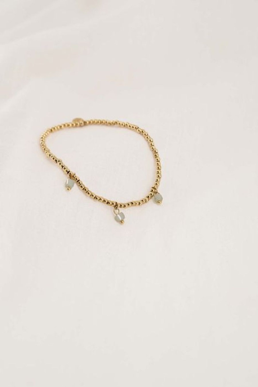 Mooimakers Zusss | Zusss Elastieken Kralenarmbandje Met Blokjes Saliegroen/Goud